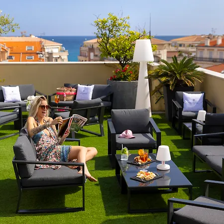 Méditerranée Hotel 3*