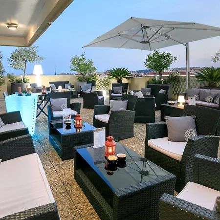 Western Mediterranee מנטון