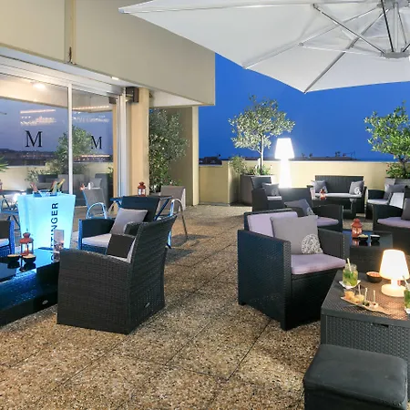 Western Mediterranee 3* מנטון